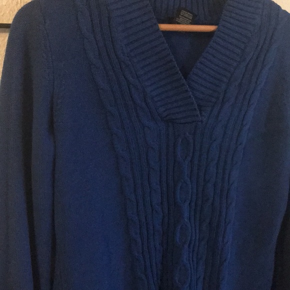 Sweater - Picture 2 of 7